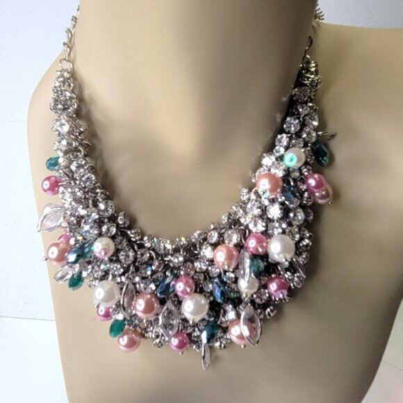 Crystal Rhinestones and Colourful Pearl Bib Collar Statement Choker Necklace - Picture 5 of 16